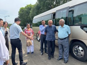 斯中社會文化合作協(xié)會一行到江西制藥 考察調(diào)研